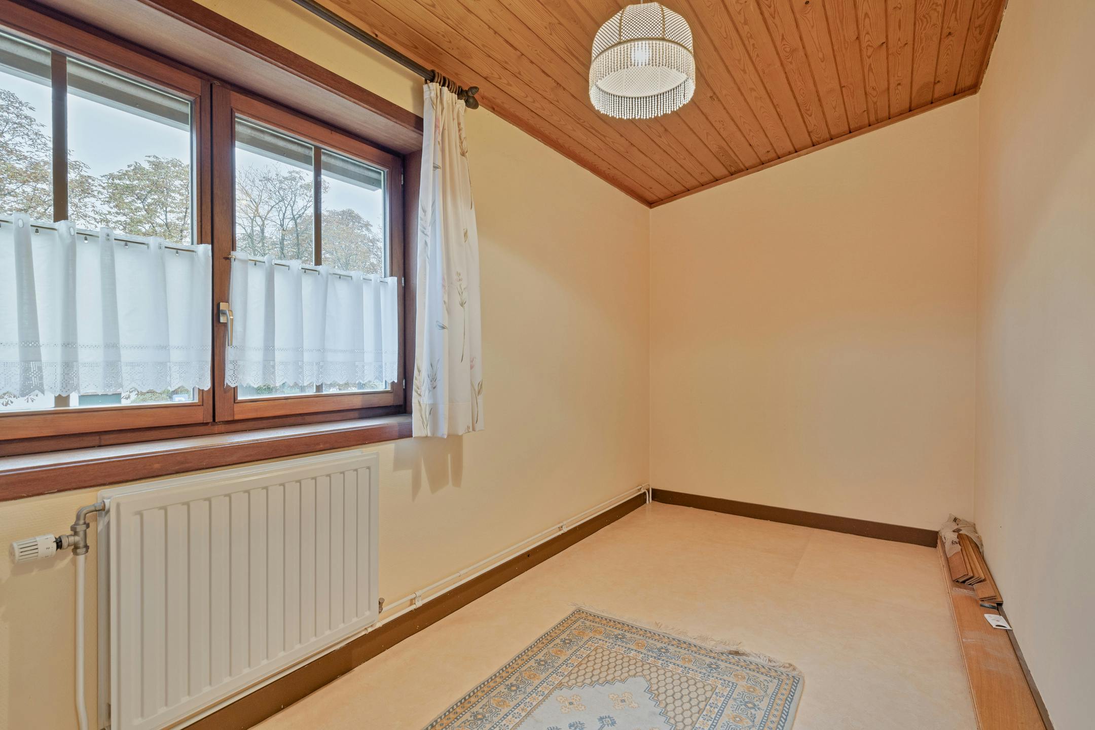 Halfopen woning met 4 slpk en mooie tuin te koop in Kapellen foto 16