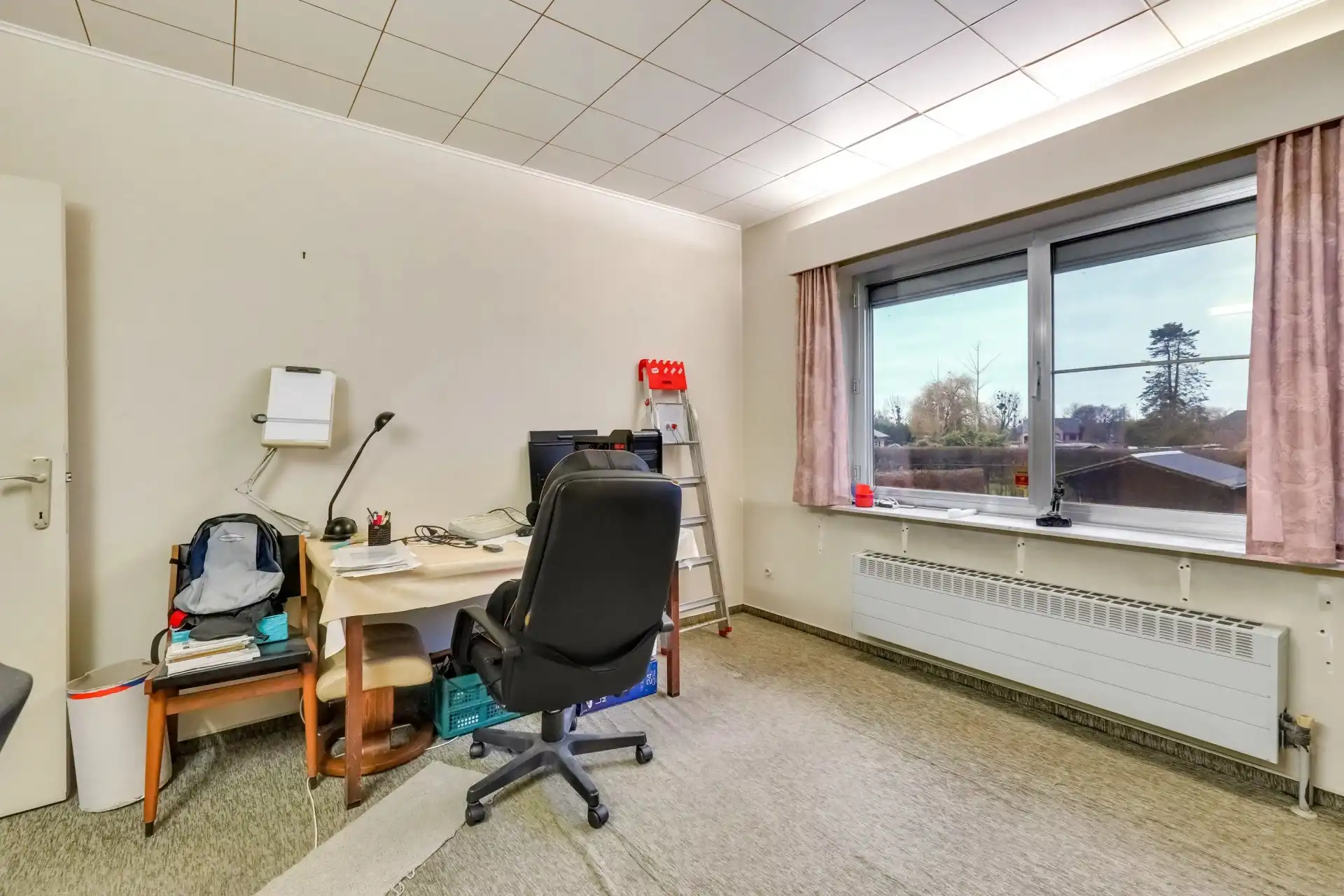 Ruime gezinswoning met tuin nabij centrum van Wellen foto 9