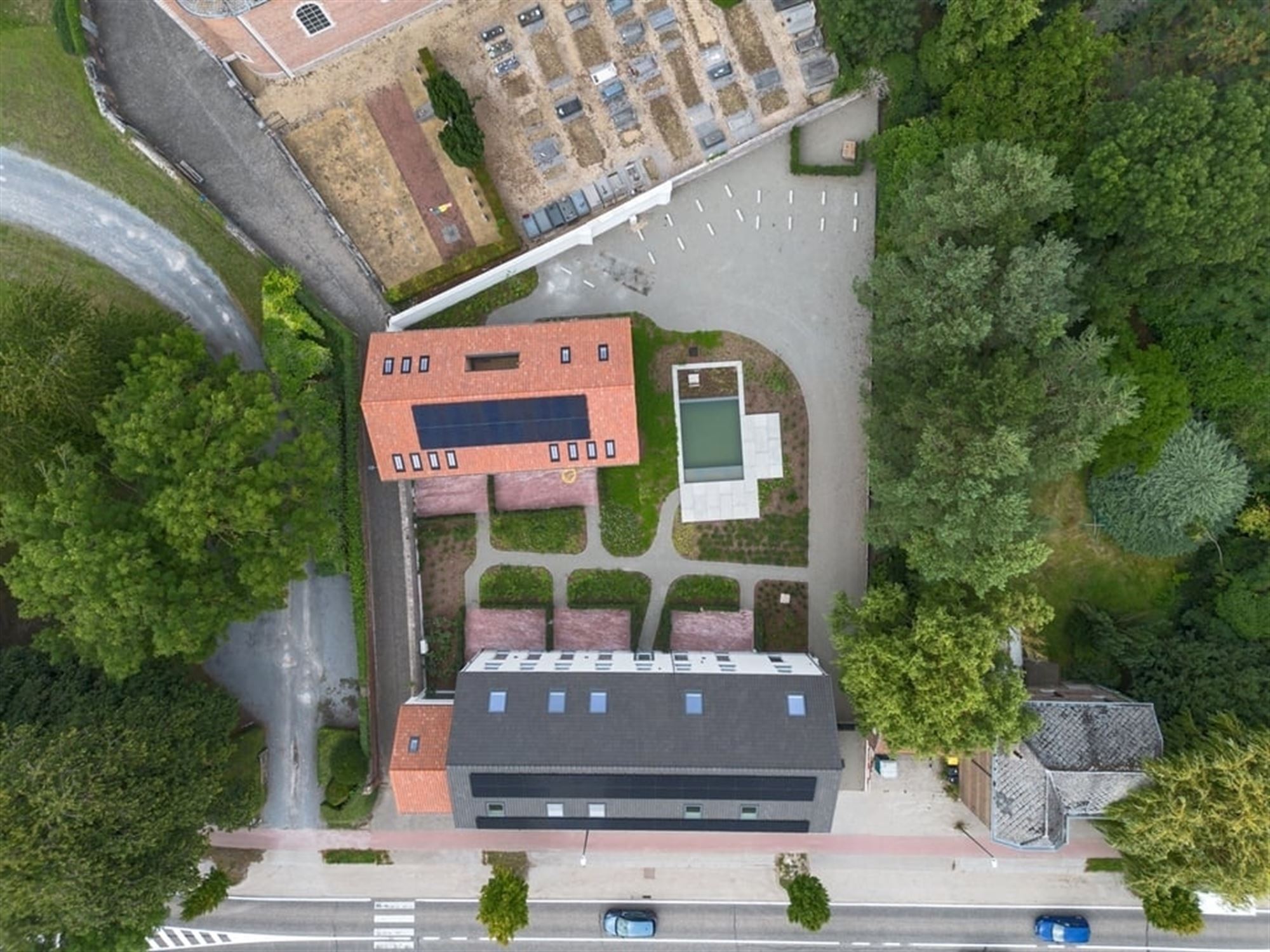 EXCLUSIEF WONEN IN EEN GERESTAUREERDE VIERKANTSHOEVE foto 8