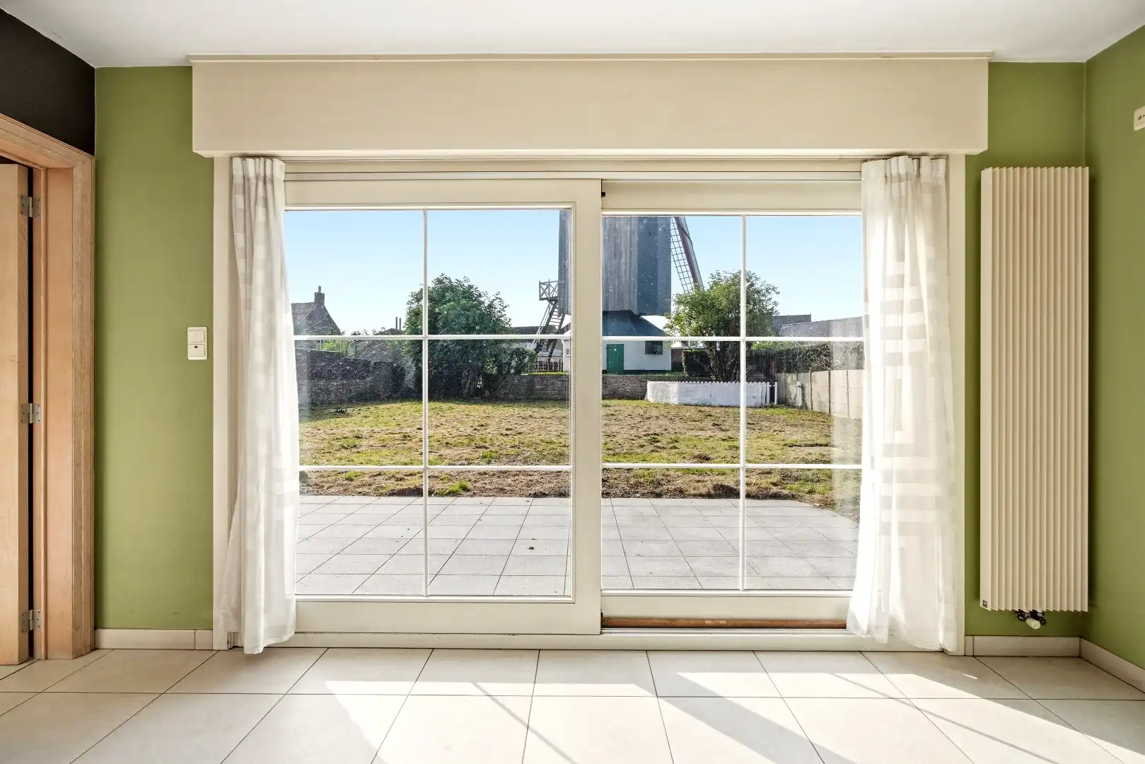 Ruime halfopen woning met 5 slaapkamers te koop in Werken met garage en ruime tuin! foto 7