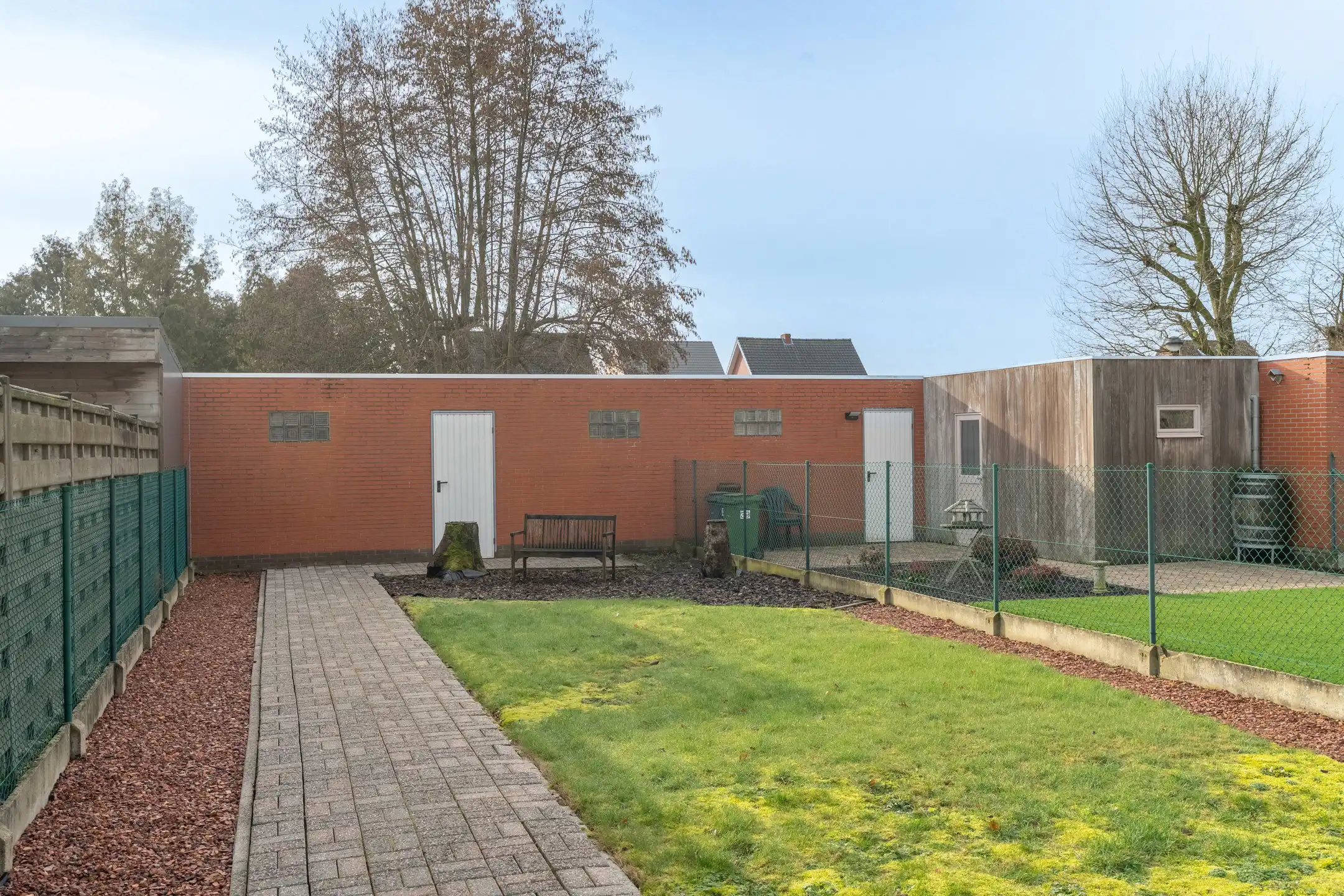 Zeer gunstig gelegen woning met 3 slpks en dubbele garage foto 32
