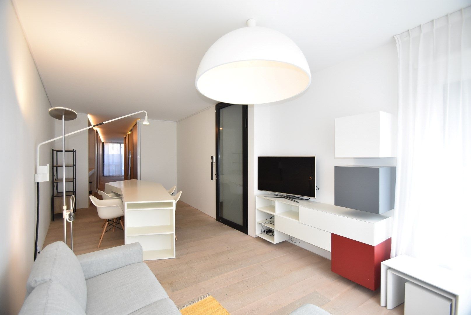 Uniek rolstoelvriendelijk en gemeubeld gelijkvloers appartement met terras dankzij hoogstaande architectuur  foto 23