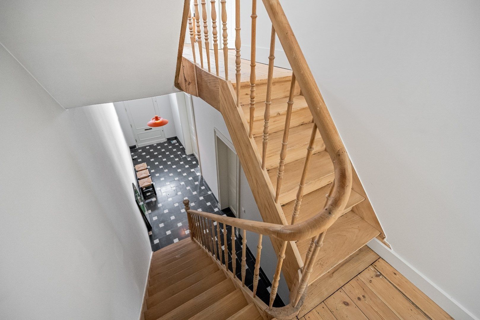 Prachtig gerenoveerd herenhuis in het centrum van Kortrijk. foto 12