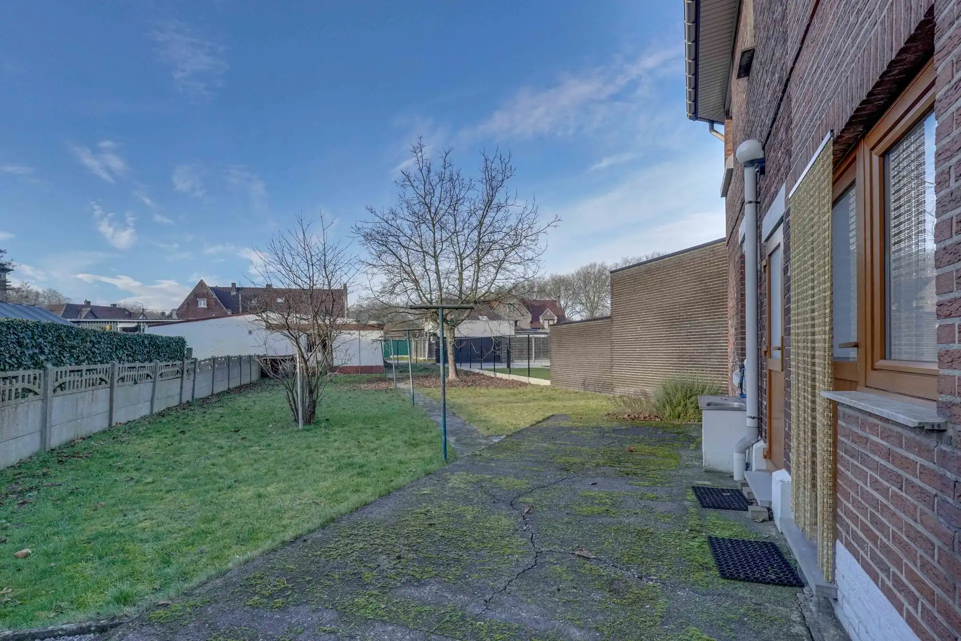 DEGELIJKE WONING MET 4 SLAAPKAMERS IN WATERSCHEI foto 32