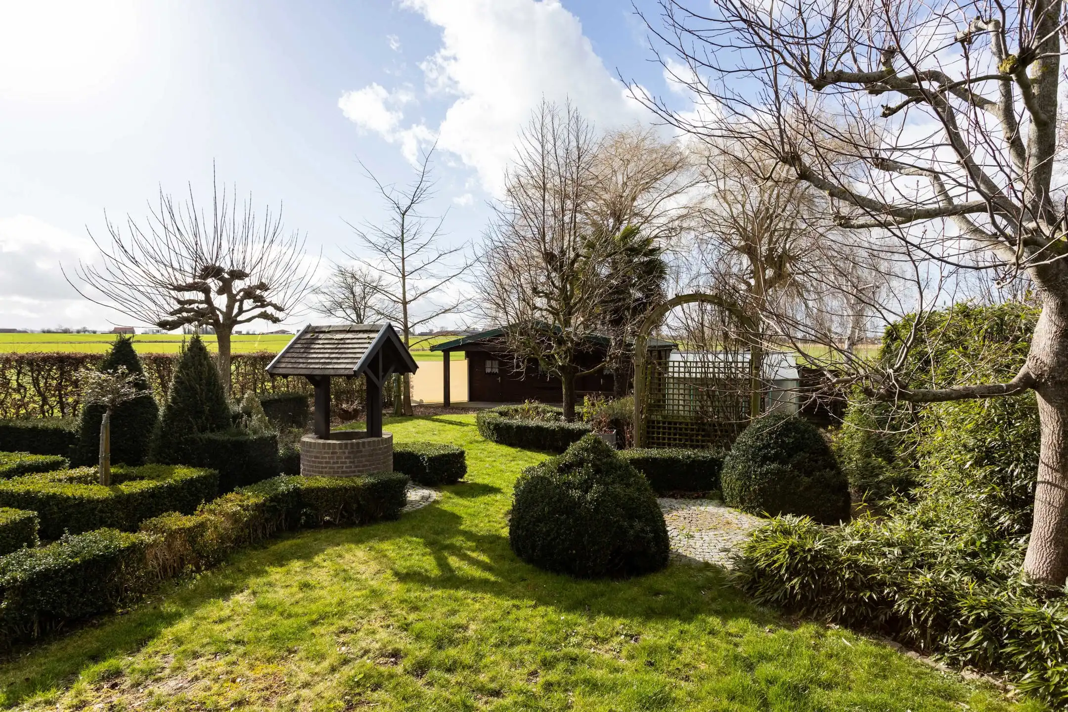 Instapklare villa met tuin, weids uitzicht en ruim bijgebouw foto 24