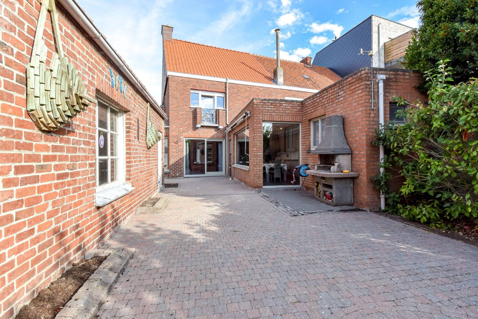 Woning met garage en tuin met mogelijkheid tot 5 slaapkamers foto 15