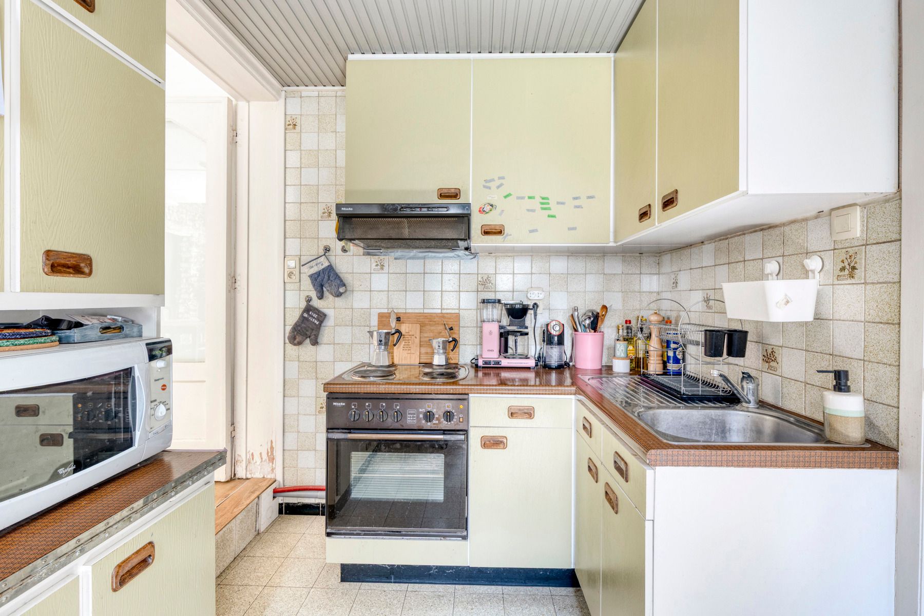 Charmante woning met naastgelegen bouwgrond foto 11