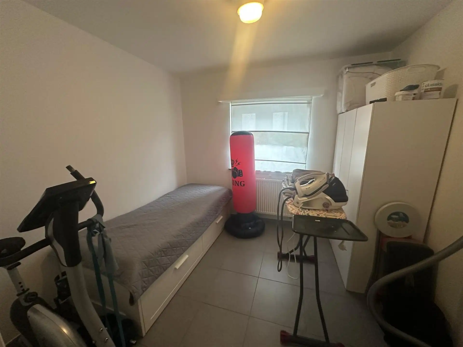 Ruim appartement met 2 slaapkamers en garage foto 8