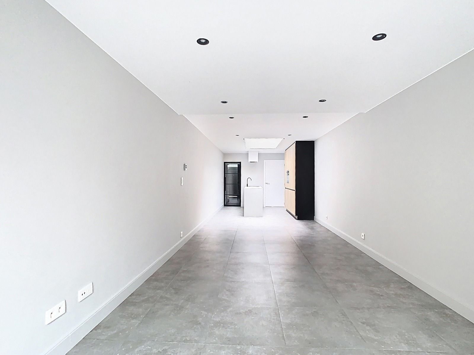 Instapklare woning met authentieke charme in hartje Aalst! foto 4
