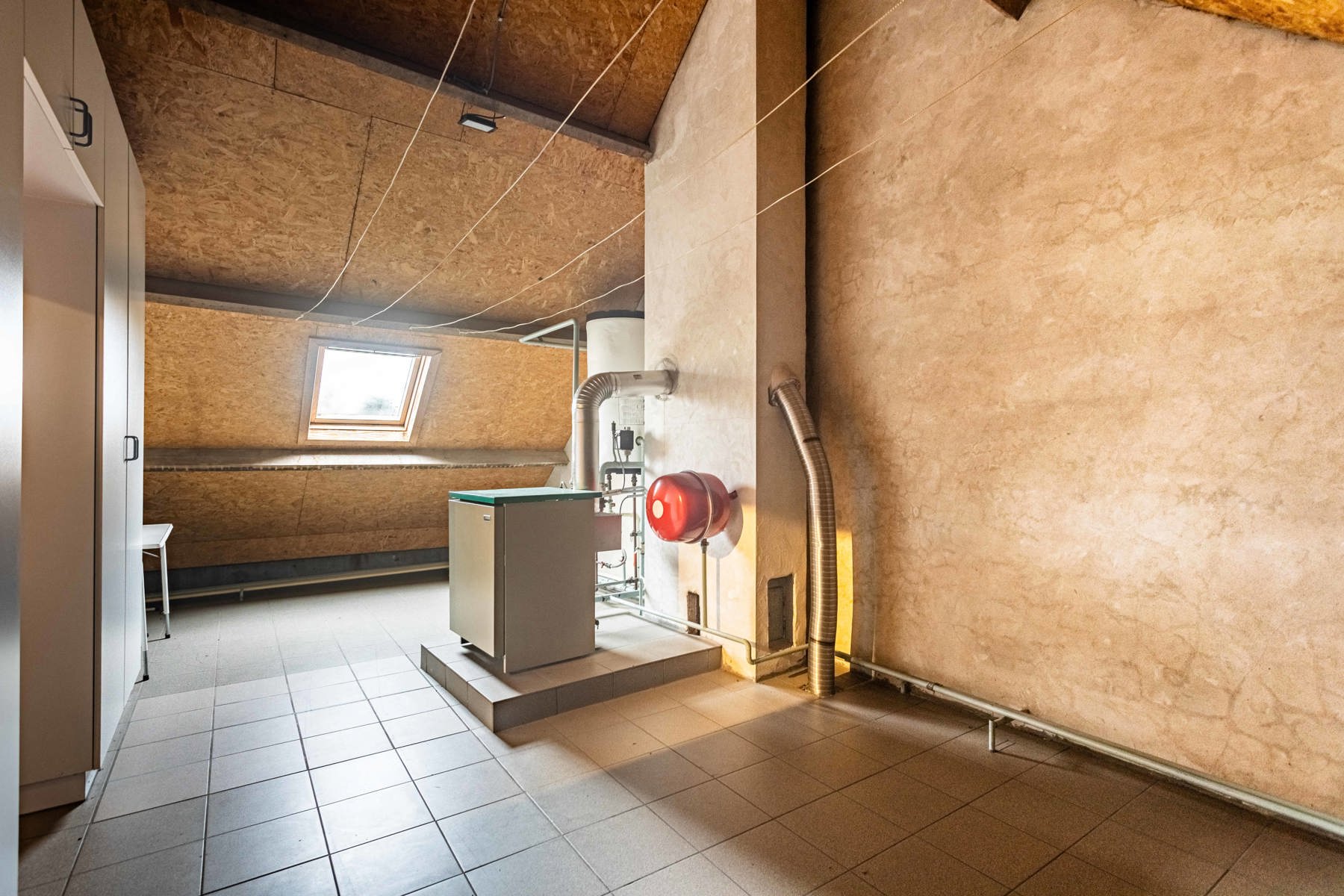 Polyvalente woning met groot magazijn! foto 31