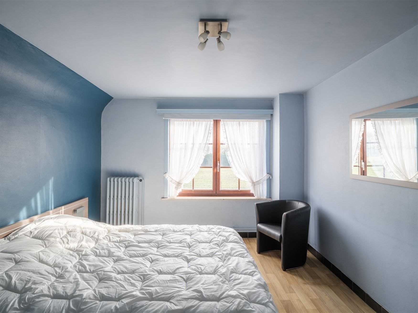 Te renoveren villa met bijgebouw vlakbij Hansbeke foto 12