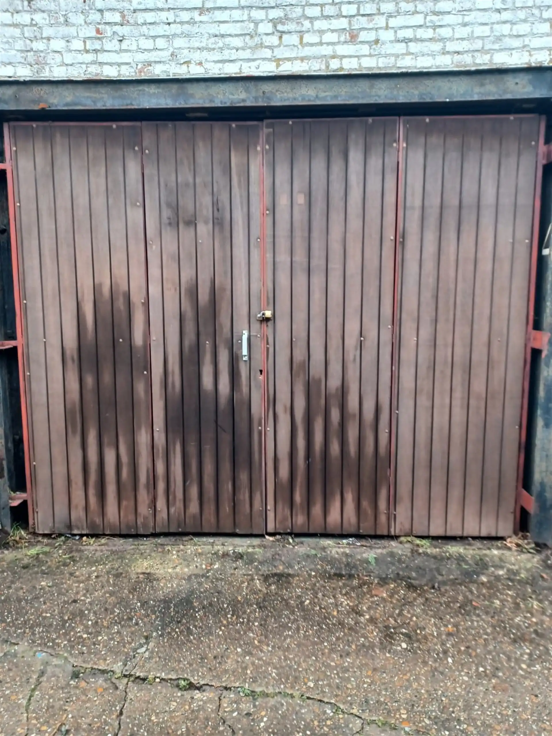 Praktische garagebox/opslagruimte op vlot bereikbare locatie foto 3