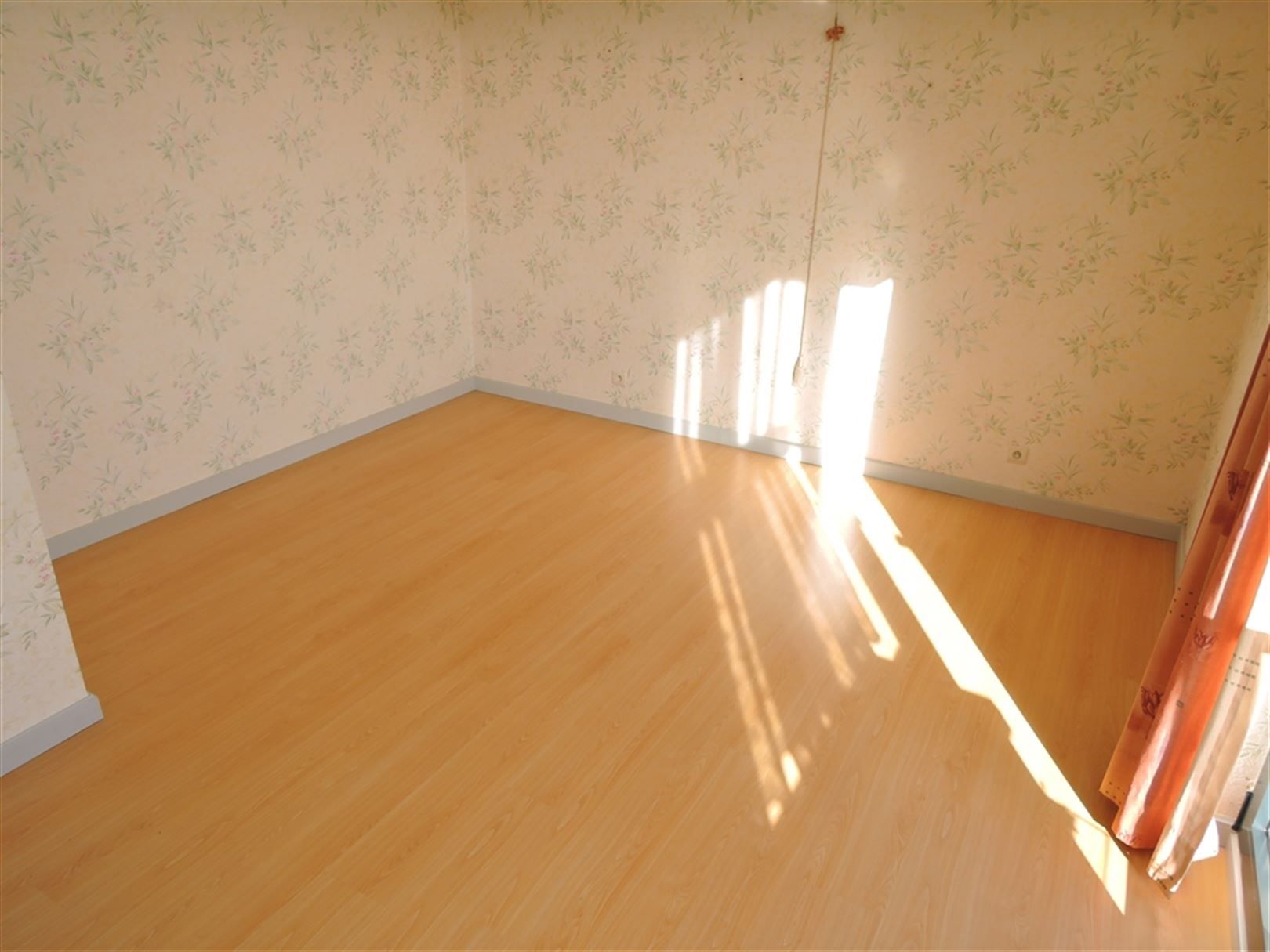 Gelijkvloers appartement met garage box foto 11