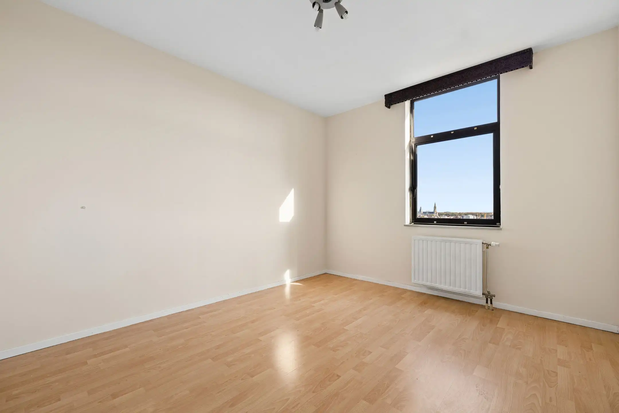Mooi 1-slaapkamerappartement met overdekte parkeerplaats inbegrepen foto 7