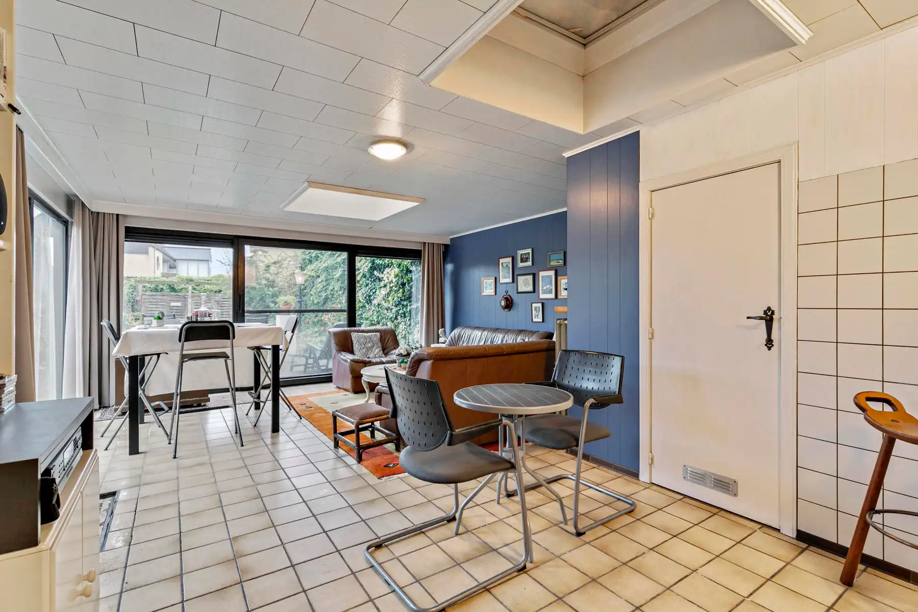 In de dorpskern van Neeroeteren gelegen halfvrijstaande woning met 2 slaapkamers. foto 16