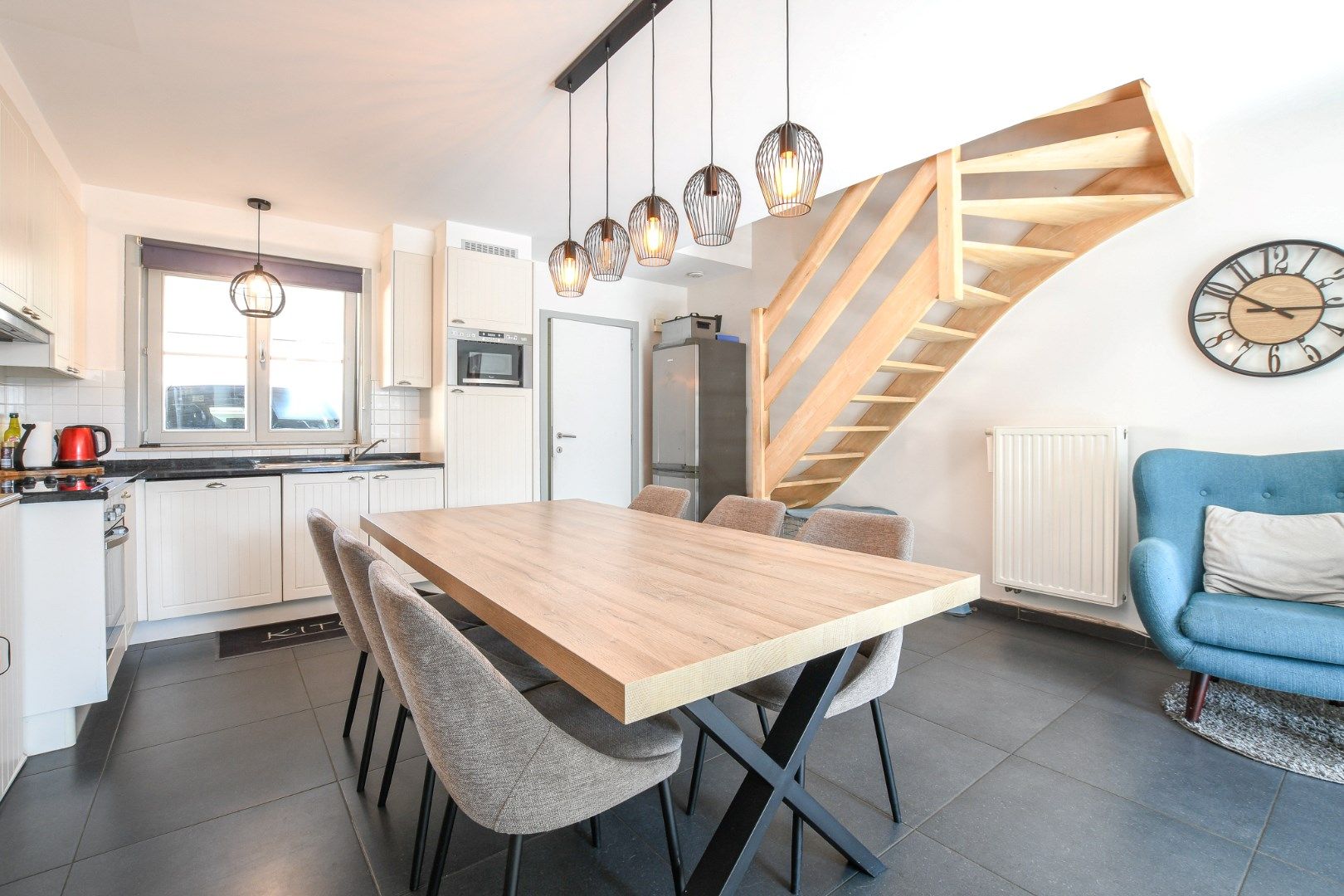 Instapklare gezinswoning met 4 slaapkamers en tuin in De Haan foto 9