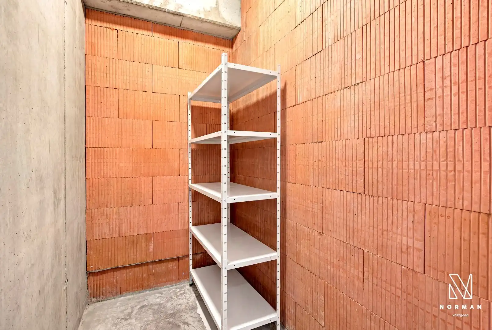 Recent gelijkvloers appartement met 1 slk, tuin en ondergrondse staanplaats te koop in Harelbeke foto 25