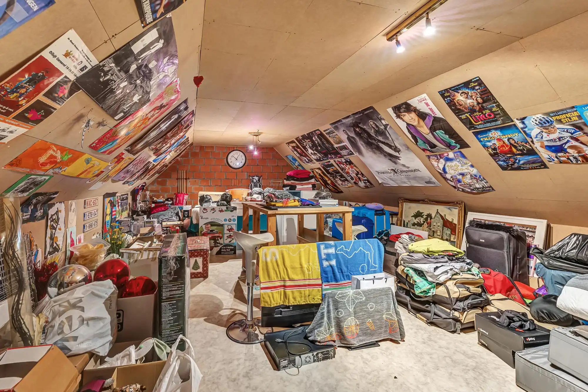 Woonst met 4 slpks en verwarmd zwembad in Erembodegem foto 26