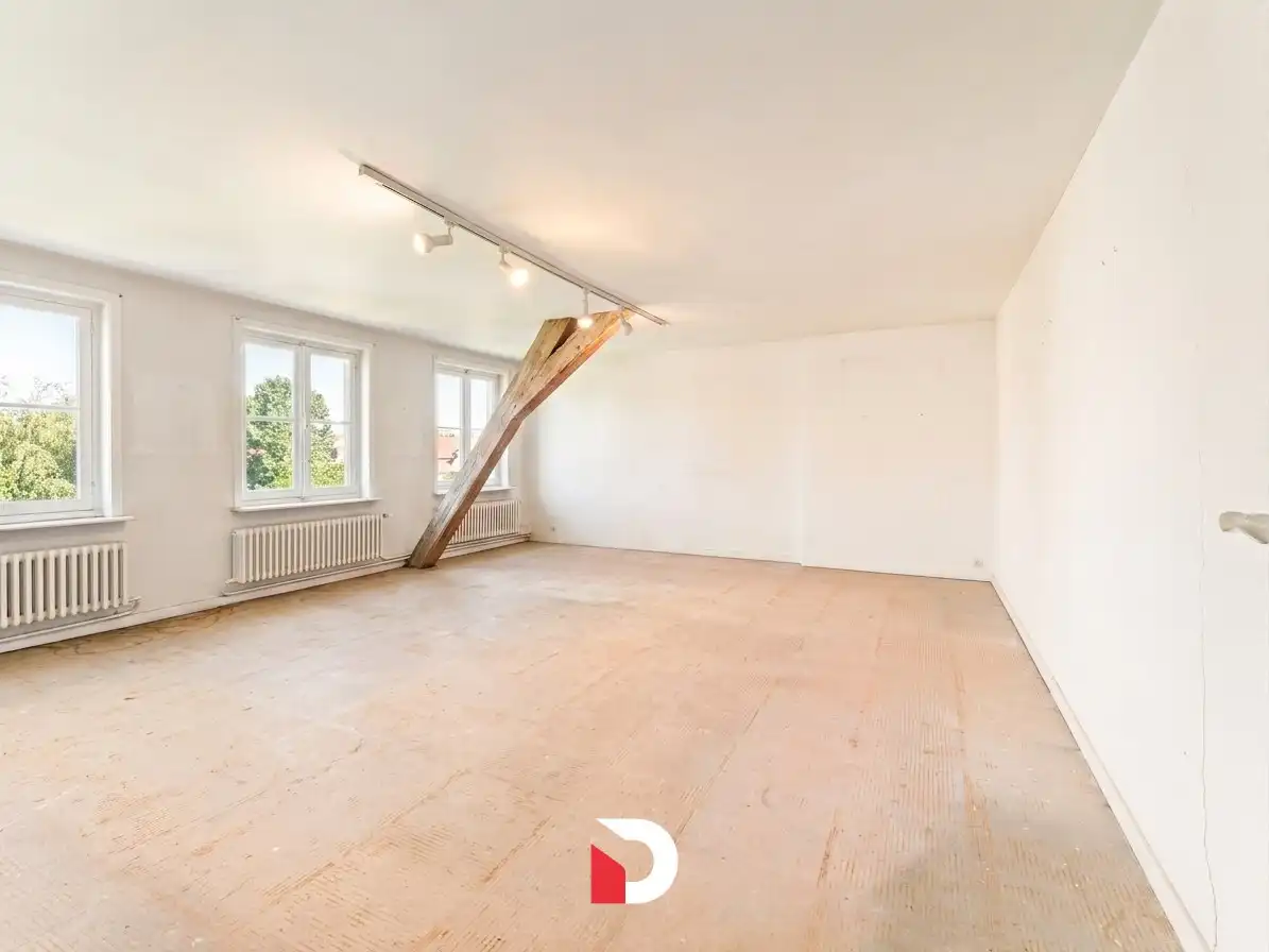 Exclusief burgerhuis met diephuis op een perceel van +/- 592 m² in centrum Brugge. foto 18
