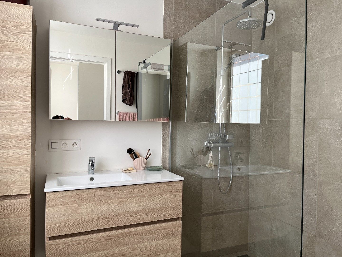Nieuwbouwwoning met 3 slaapkamers en autostaanplaats! foto 10