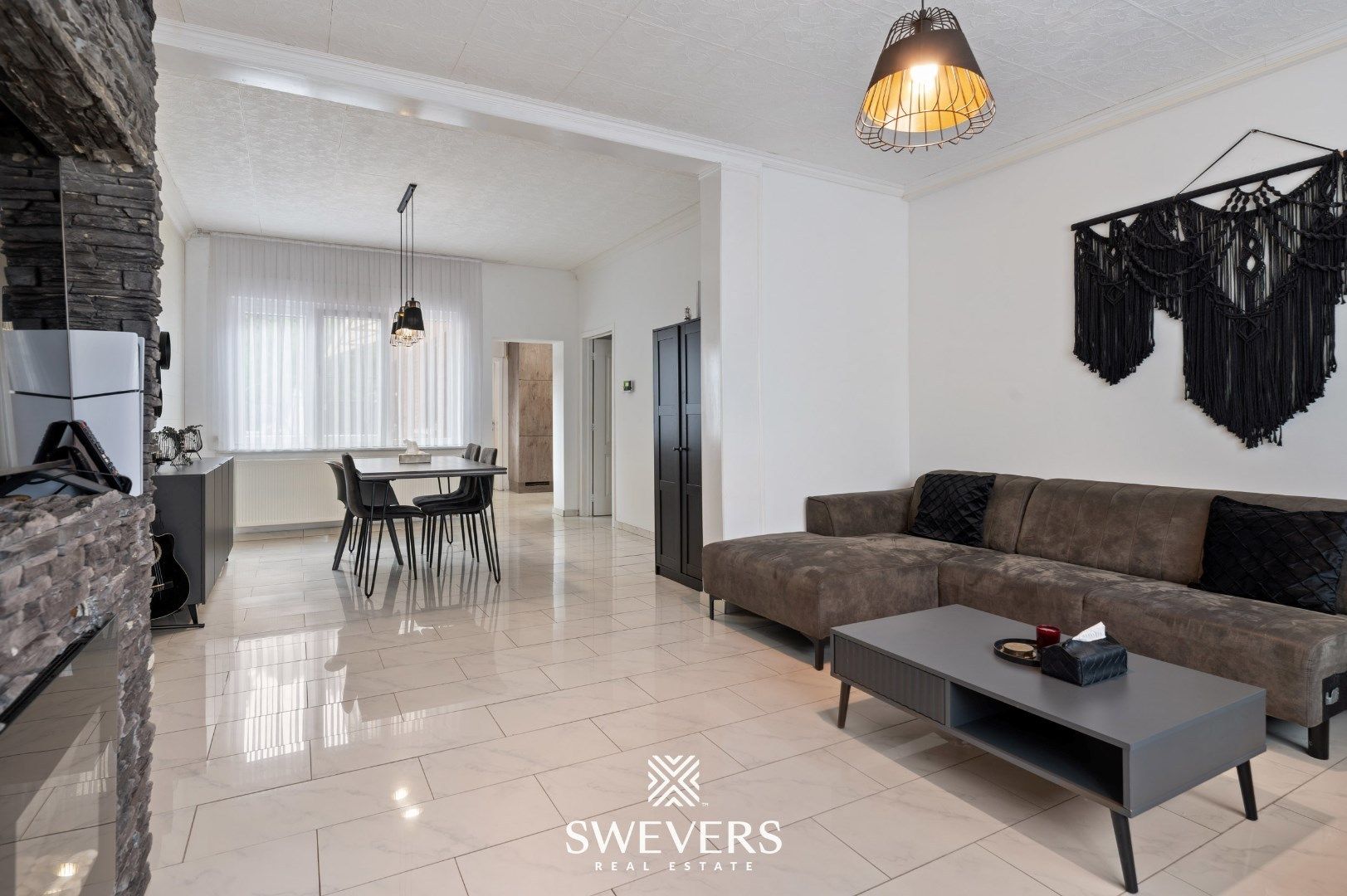 Charmante woning met Handelspand te Leopoldsburg foto 2