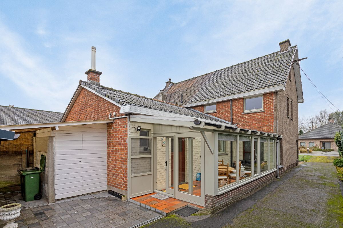 Perfect onderhouden HOB met ruime tuin en garage foto 18