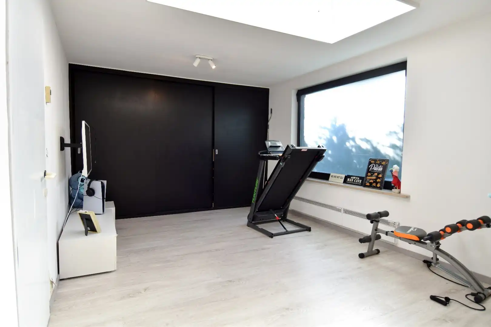 Alleenstaande woning met 3 slaapkamers en praktijkruimte in centrum Aalbeke foto 18