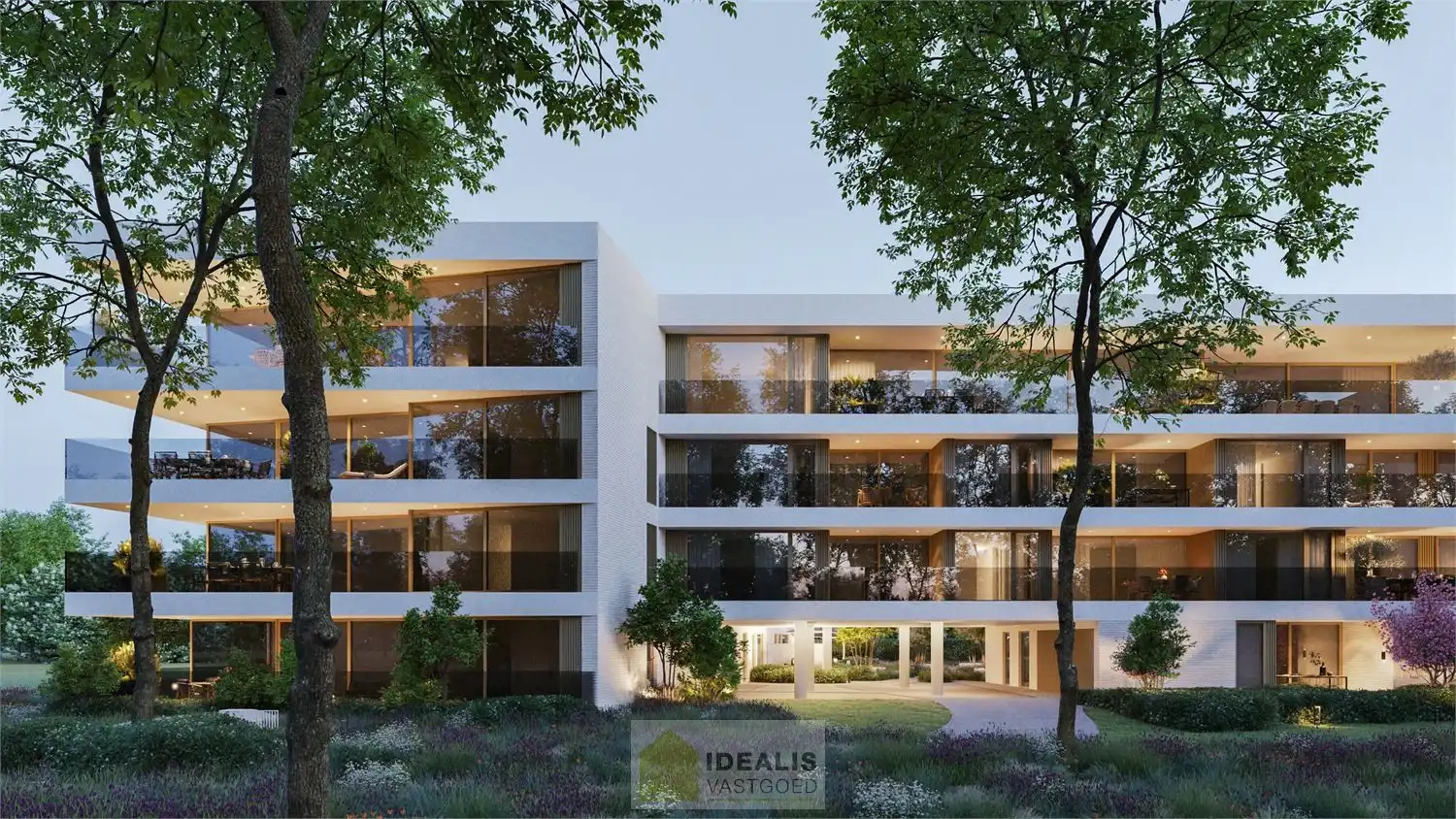 PENTHOUSE EMILIAN foto {{pictureIndex}}