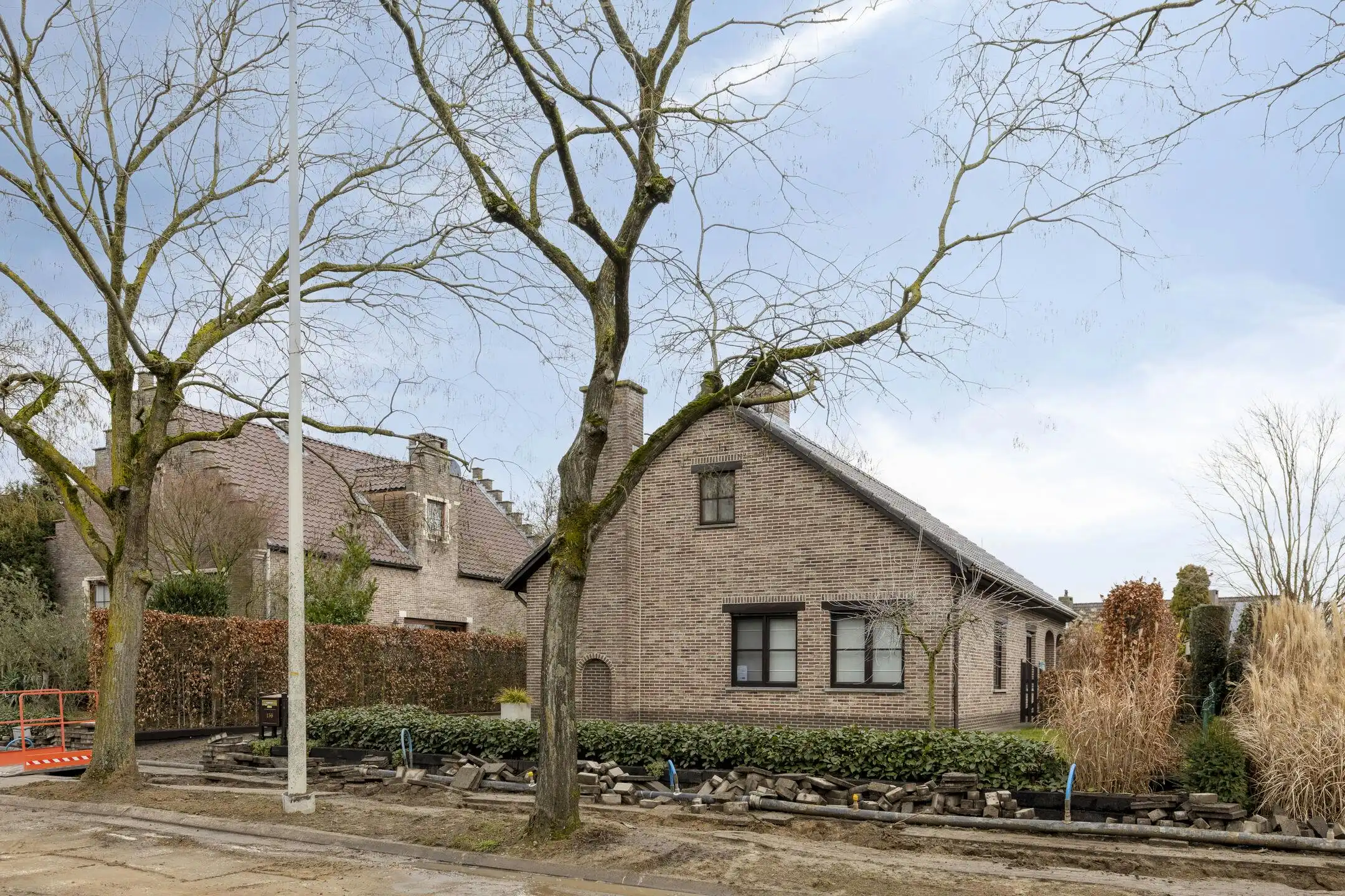 Verzorgde goed gelegen bungalow met grote garage en zolder foto 26