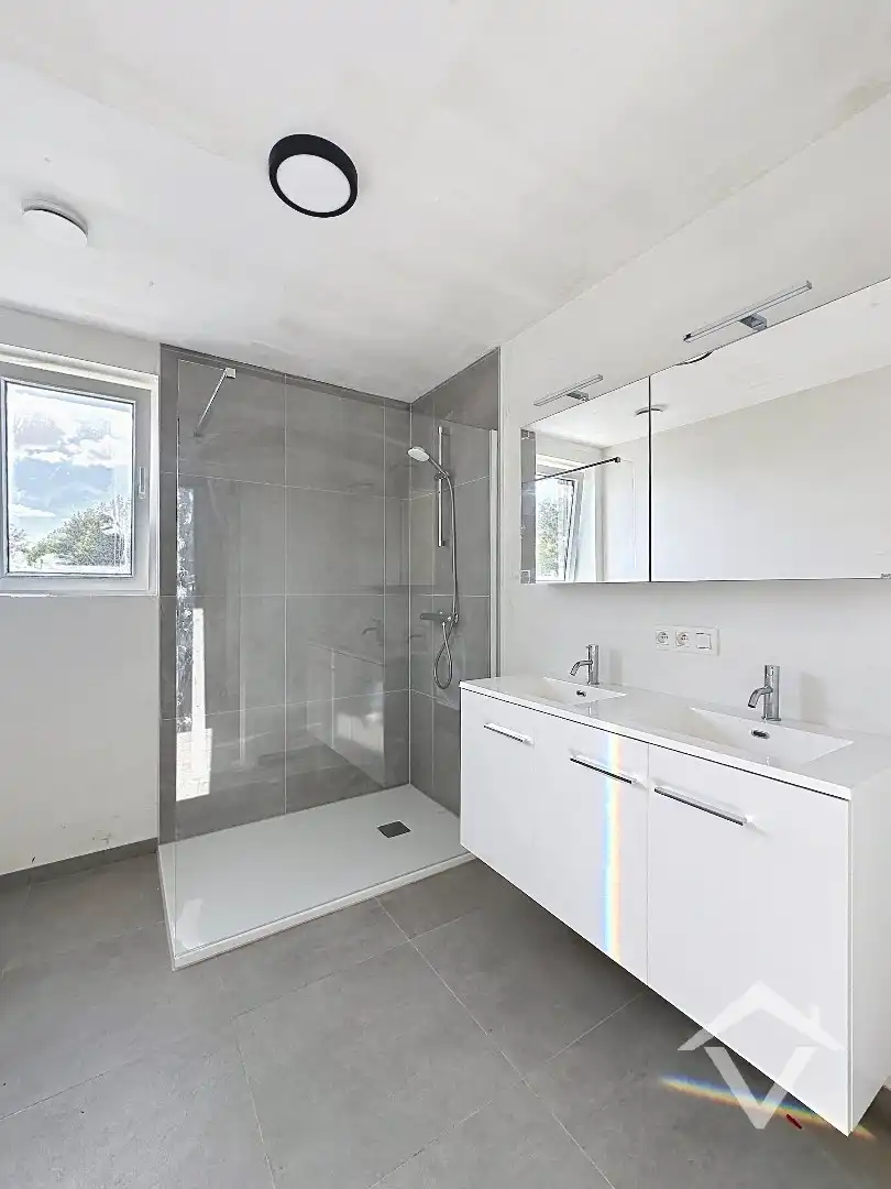 Nieuwbouwwoning met 3 slaapkamers in centrum Koekelare  foto 17