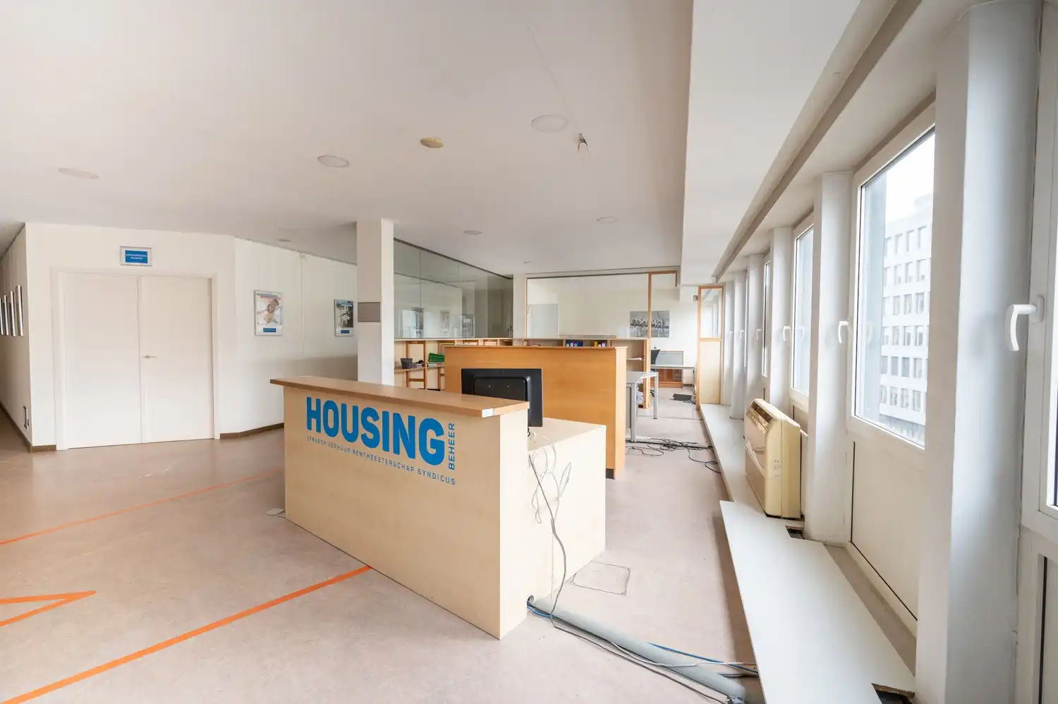 Ruim kantoor - Plantin Moretuslei 12 - 618m2 foto 3