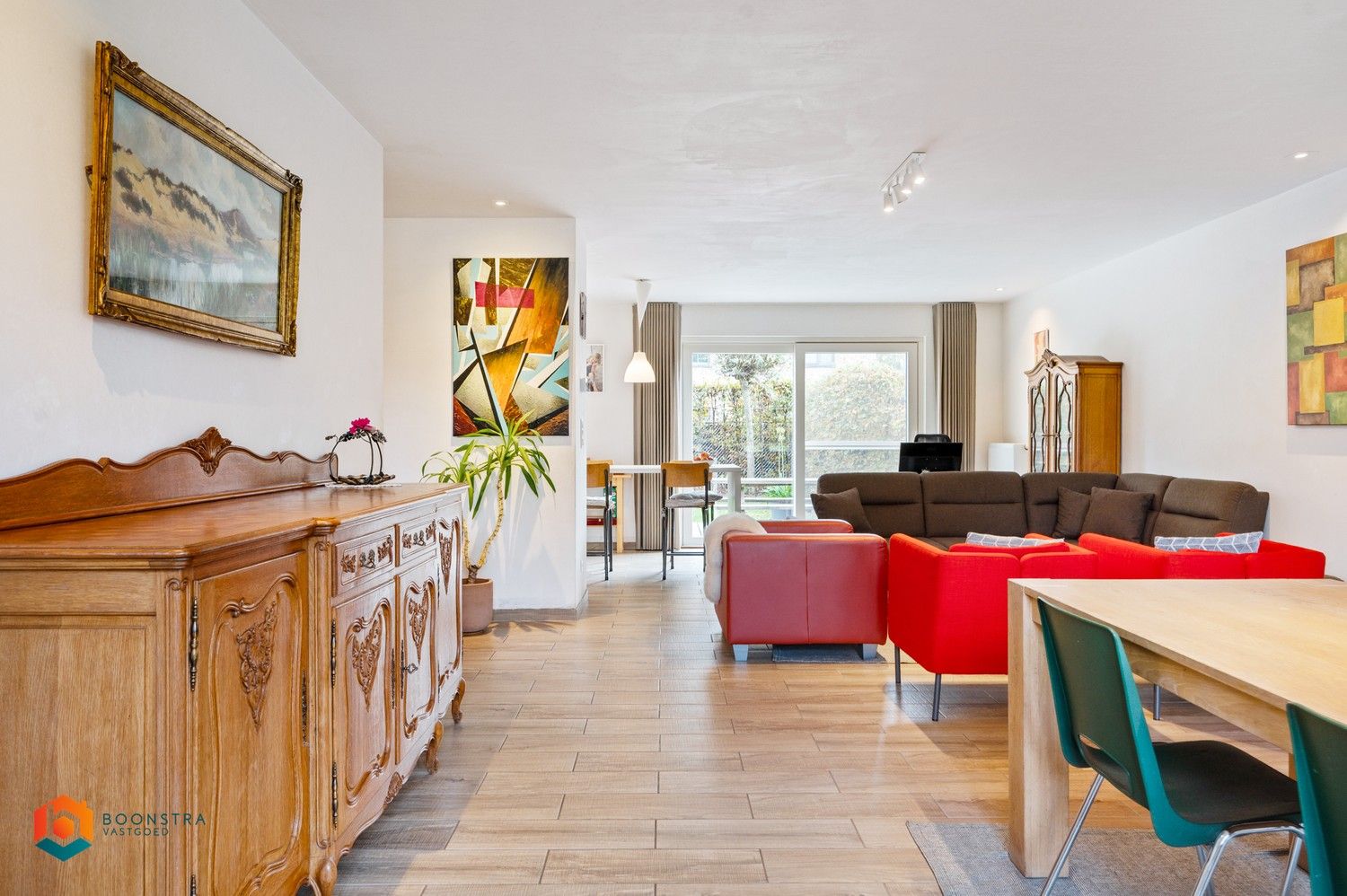 Recente, energiezuinige woning met 4 slaapkamers foto 2