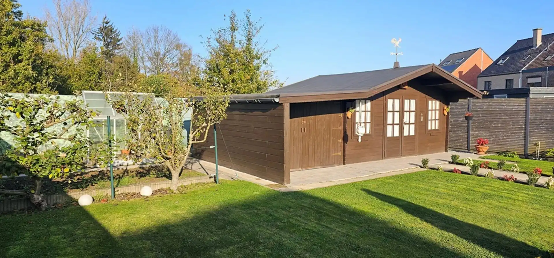 Ruime, recente, instapklare, energiezuinige half open bebouwing met degelijke en kwalitatieve afwerking en zonnepanelen, gelegen net buiten de grote ring van Hasselt. foto 37