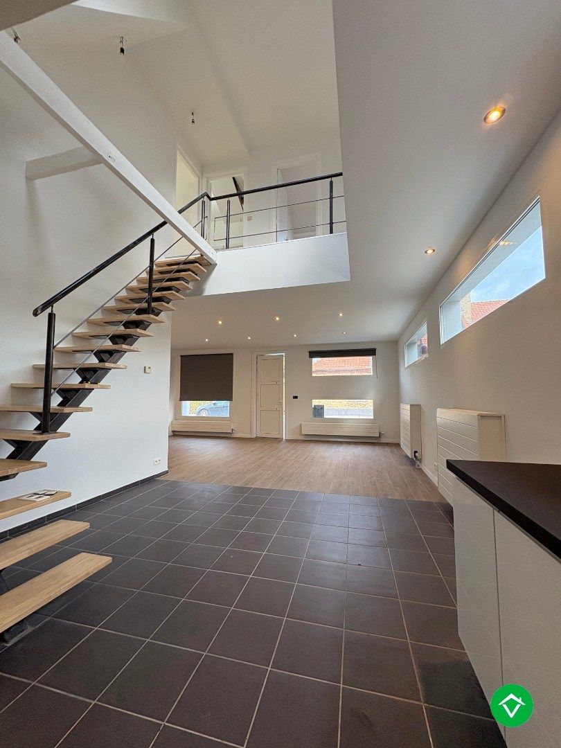 Te koop: gerenoveerde, lichtrijke woning met 3 slaapkamers en tuin te Middelkerke foto 7