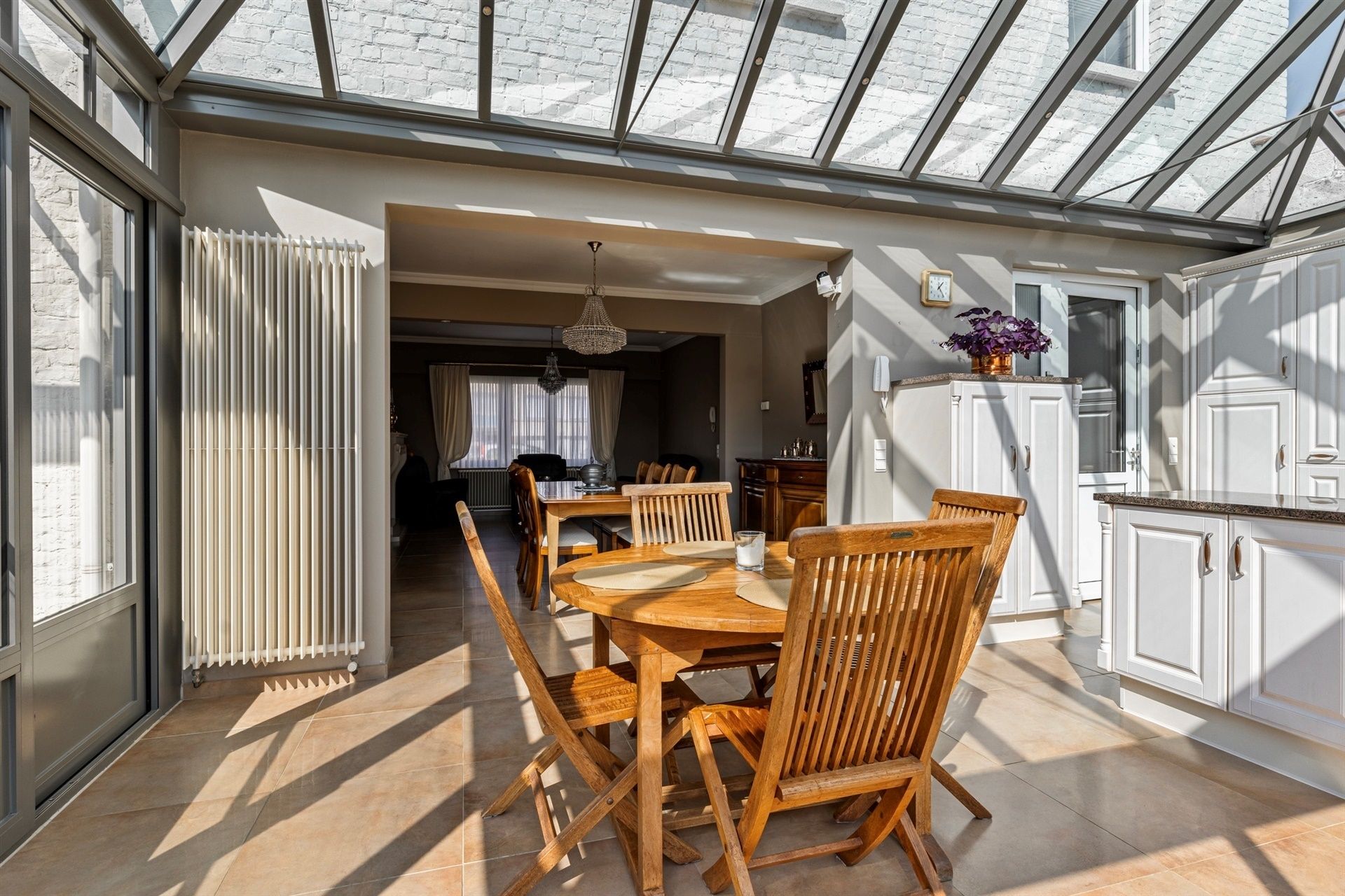 Ruime woning met veel mogelijkheden foto 5