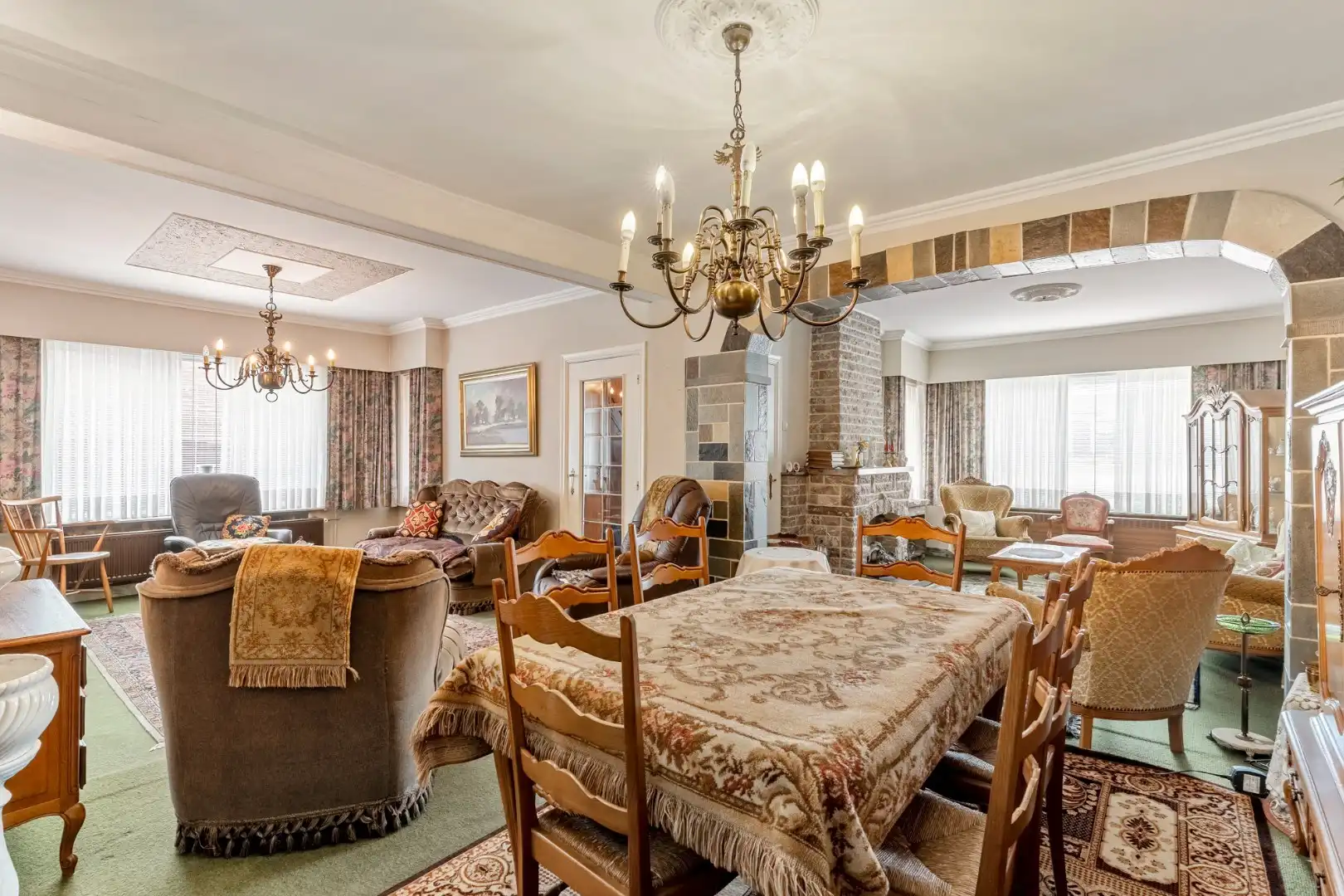 Halfvrijstaande gezinswoning op een ruim perceel van 13a80ca op wandelafstand van het centrum van Opoeteren! foto 10