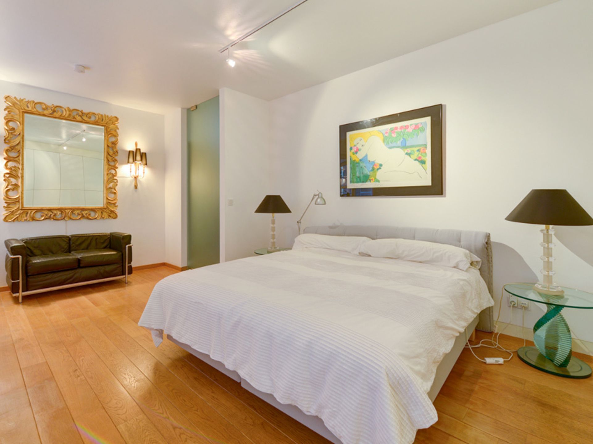 Loft met zicht op het MAS te huur foto 19