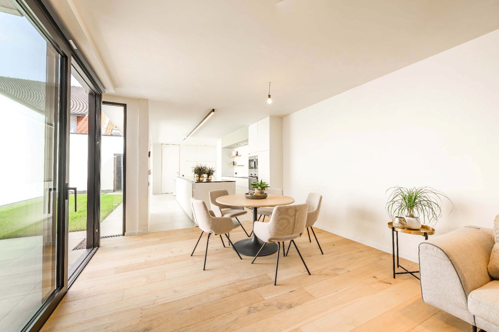 PRACHTIGE ENERGIEVRIENDELIJKE STADSWONING (MET 3 SLPKS)!  foto 7