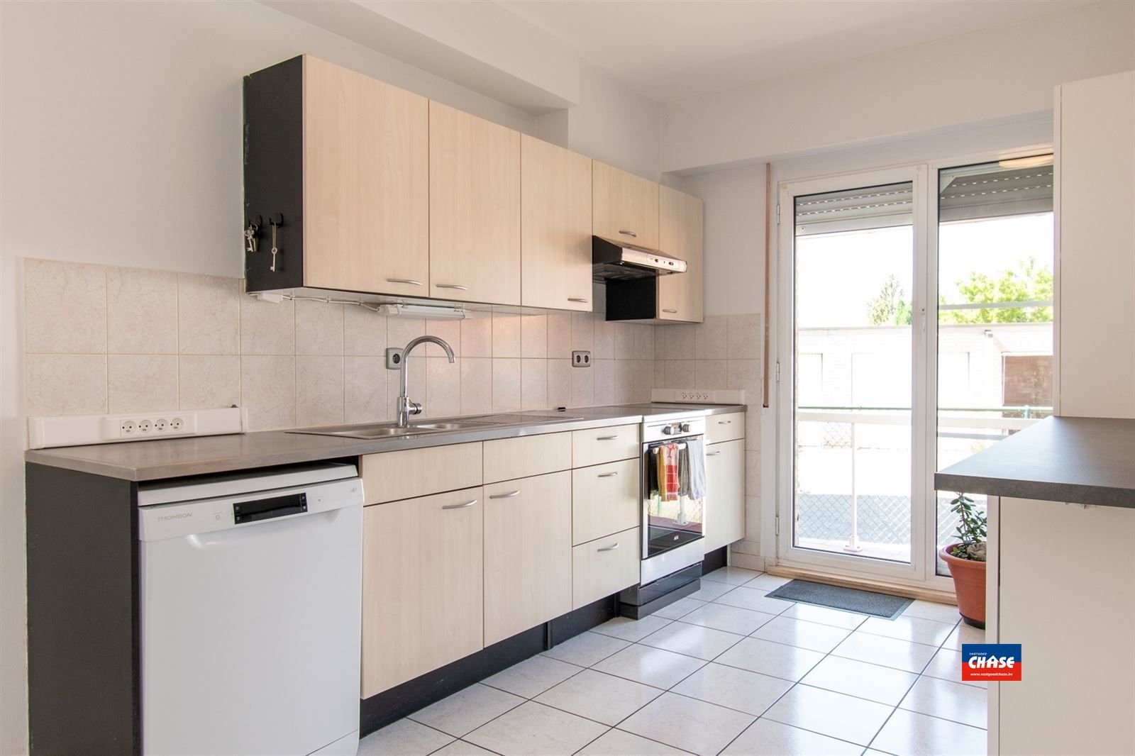 Instapklaar gelijkvloersappartement met 1 slaapkamer en tuin foto 8
