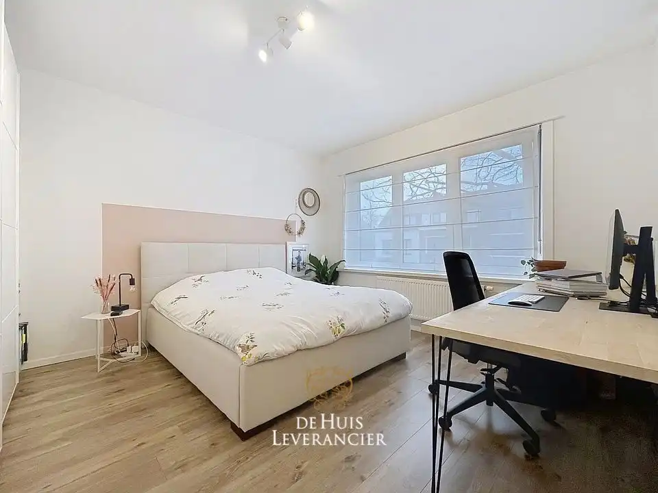 B&B Moment ELSDONK: Stijlvol gerenoveerde gezinswoning met 4 slpks en tuin, EPC Label B foto 17