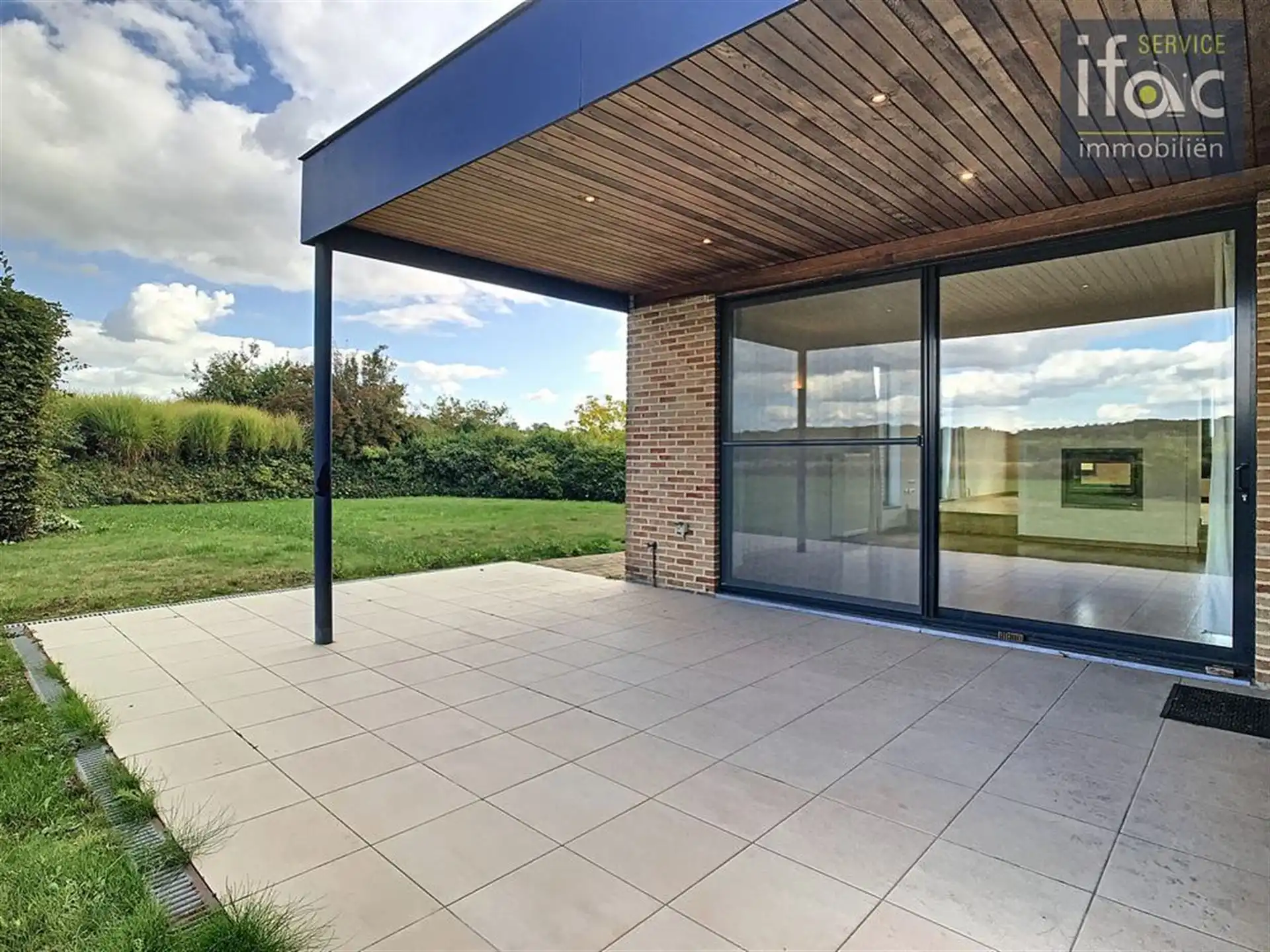 Prachtige 3-gevel villa met unieke panoramische vergezichten foto 8