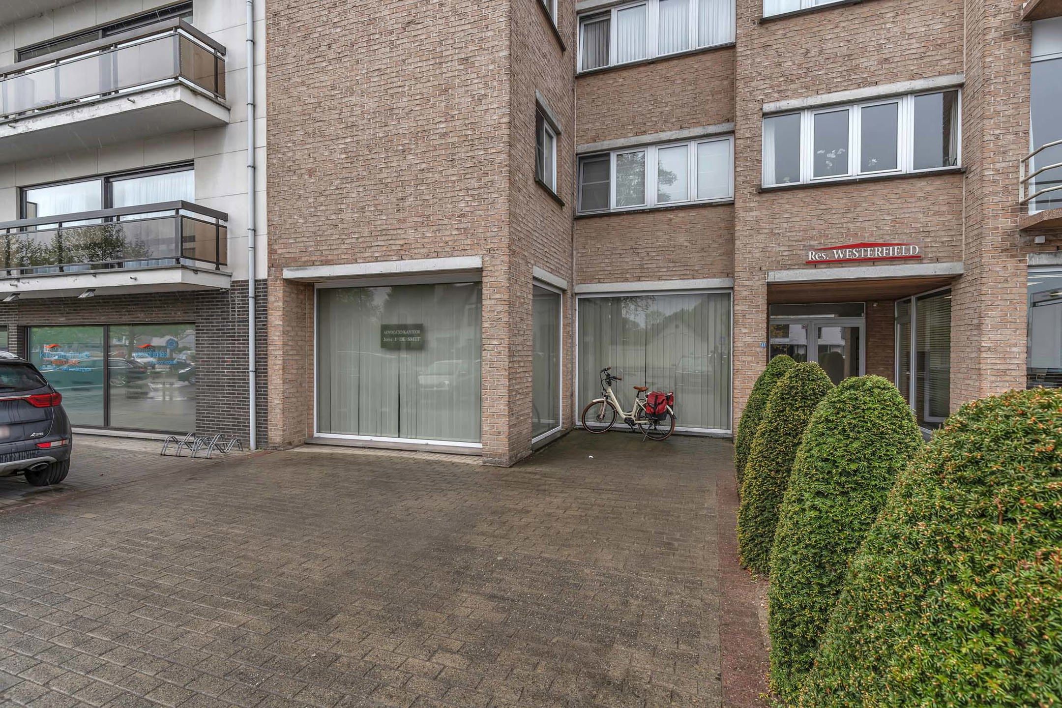 ()=>{if(producerUpdateValueVersion(node),producerAccessed(node),node.value===ERRORED)throw node.error;return node.value} Westerlaan 37 - 8790 Waregem