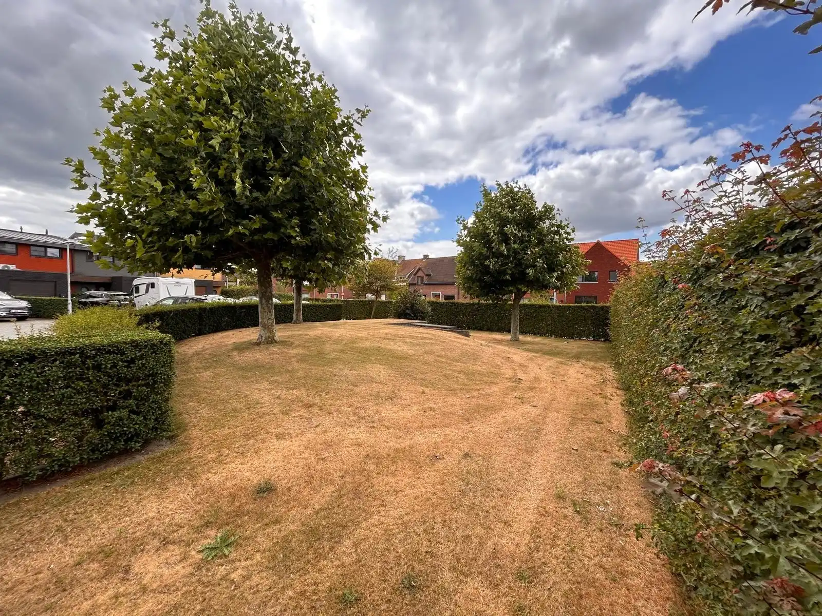 Ruime woning met 3 slaapkamers, garage en zonnige tuin in Deinze foto 24