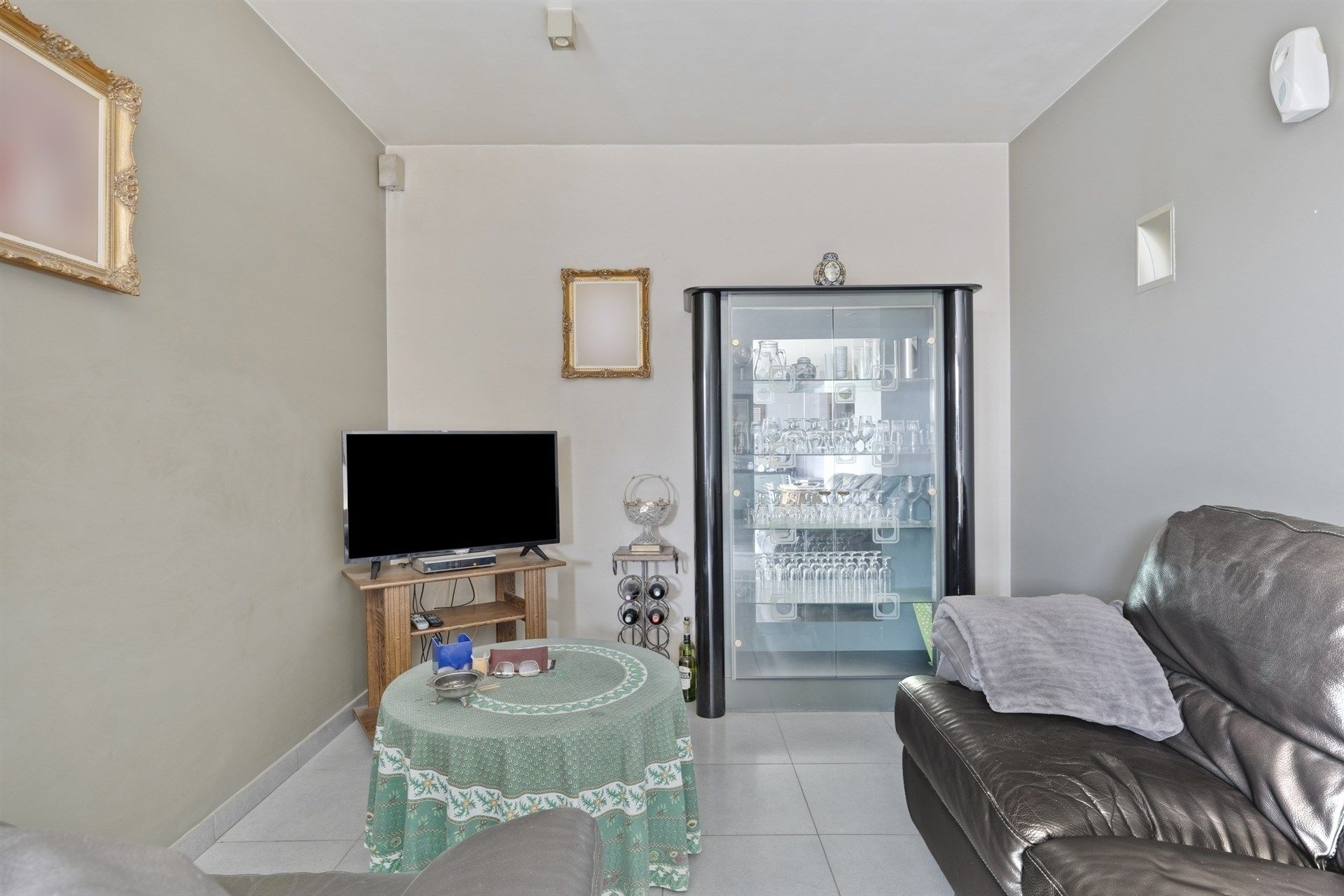 Appartement, 90 m², met 2 slpks en garage in Herzele. foto 5