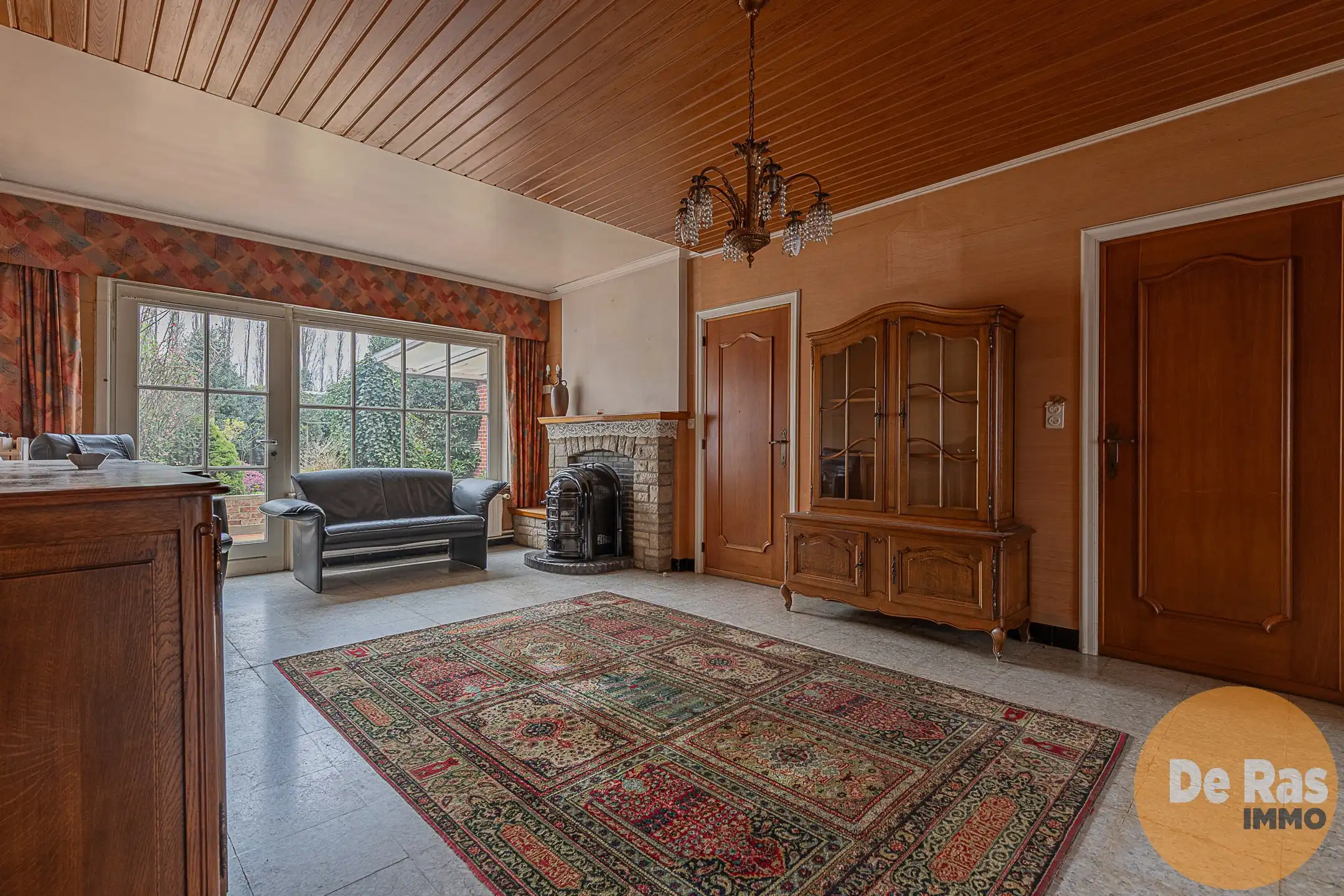 WETTEREN - Solide, te renoveren woning met 4 kamers en tuin foto 7