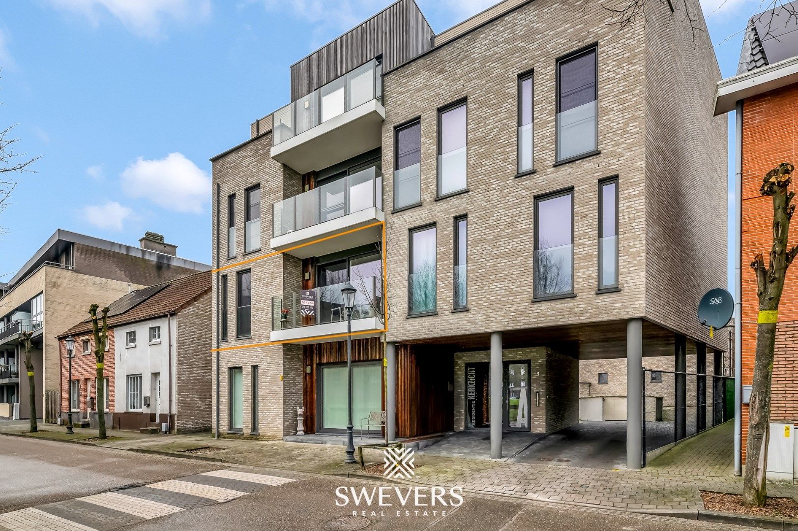 Modern, instapklaar appartement met balkon en terras op rustige locatie in Heppen foto 29