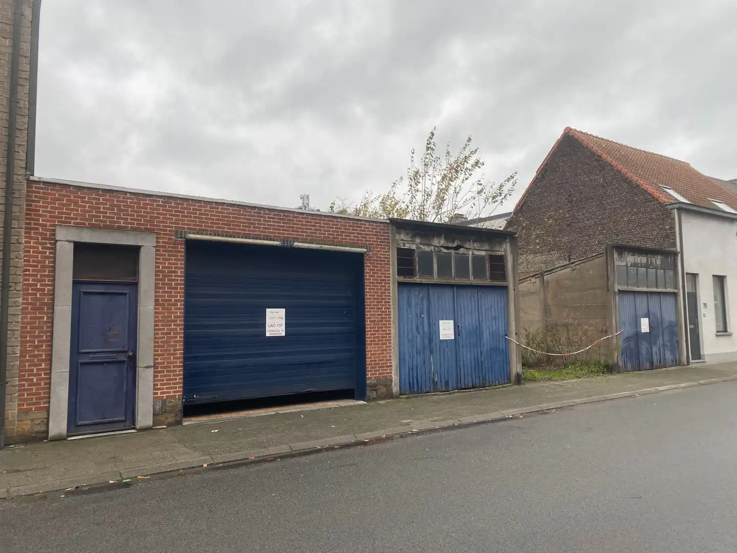 Unieke opportuniteit: Projectgrond met goedgekeurde omgevingsvergunning in het hart van Zelzate foto 2