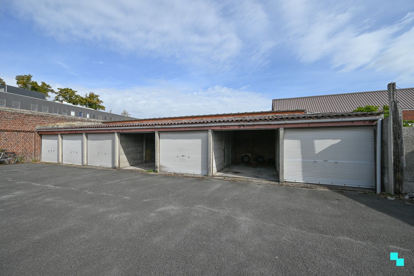 Garagecomplex (17 boxen) op gunstige locatie nabij Frunpark foto 7