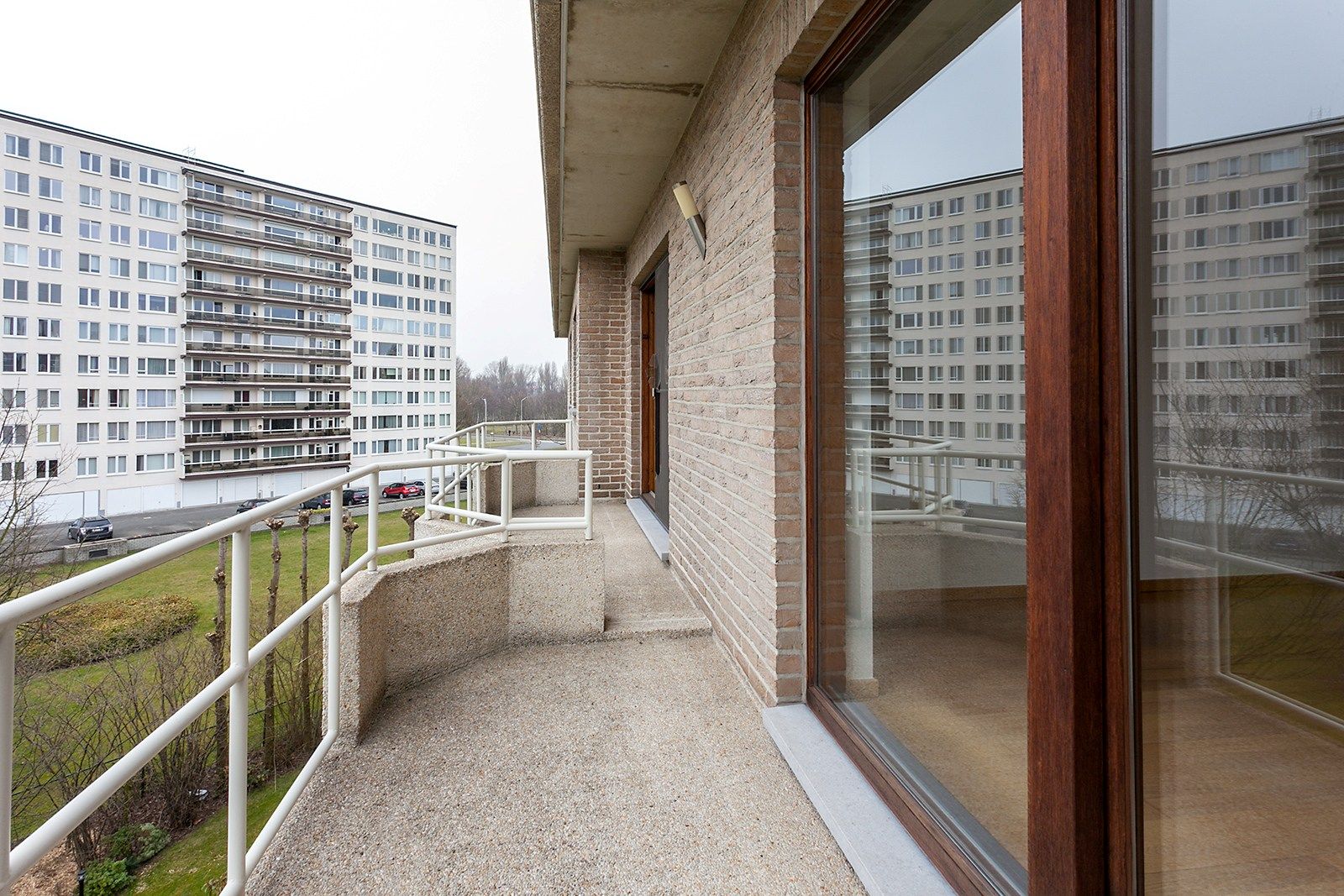 Ruim appartement met terras foto 16