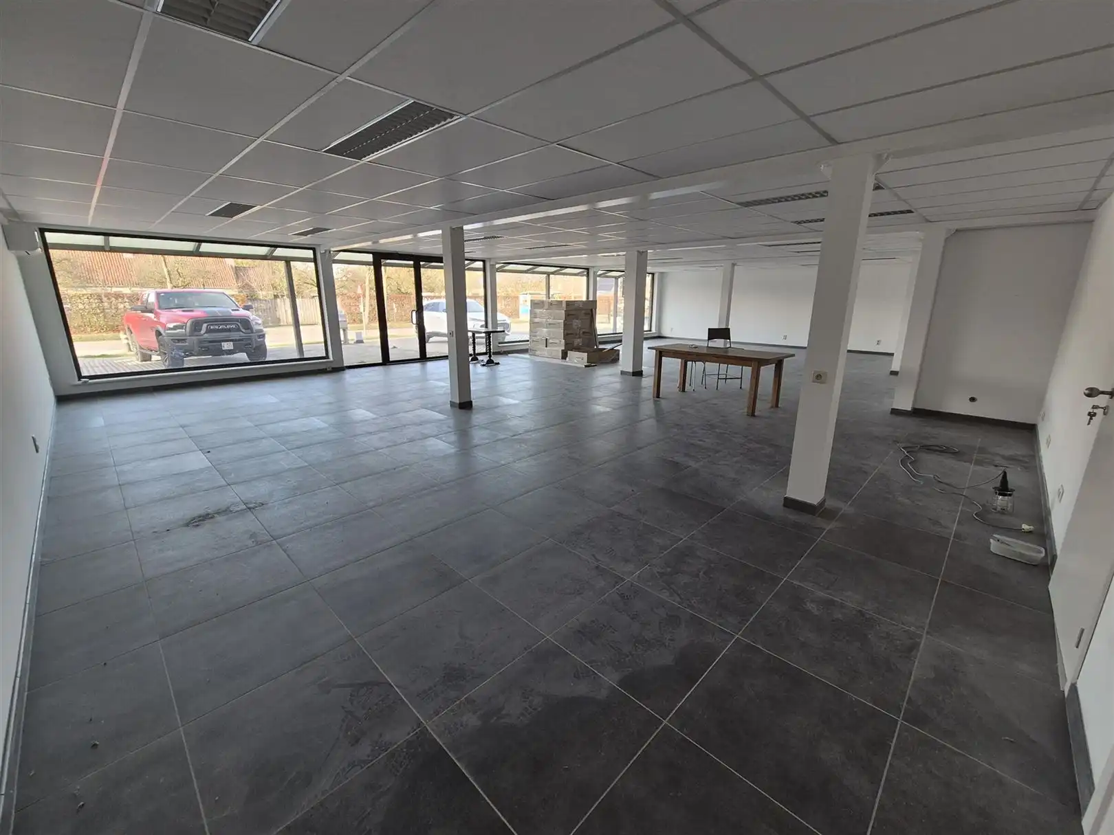 Handelsruimte met aansluitend appartement foto 5